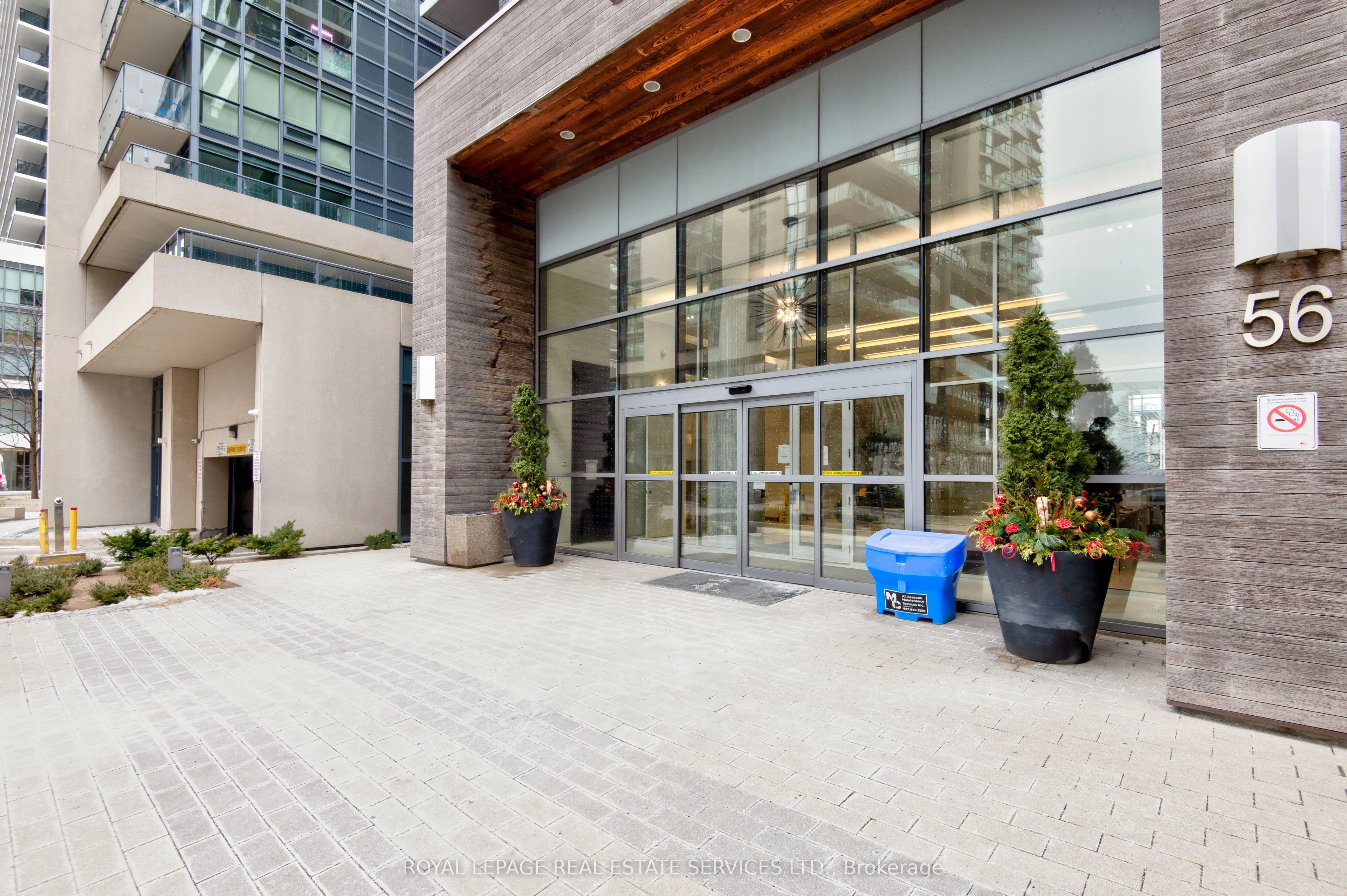 56 Annie Craig Drive 4202, Toronto W06, ON M9W 0C8