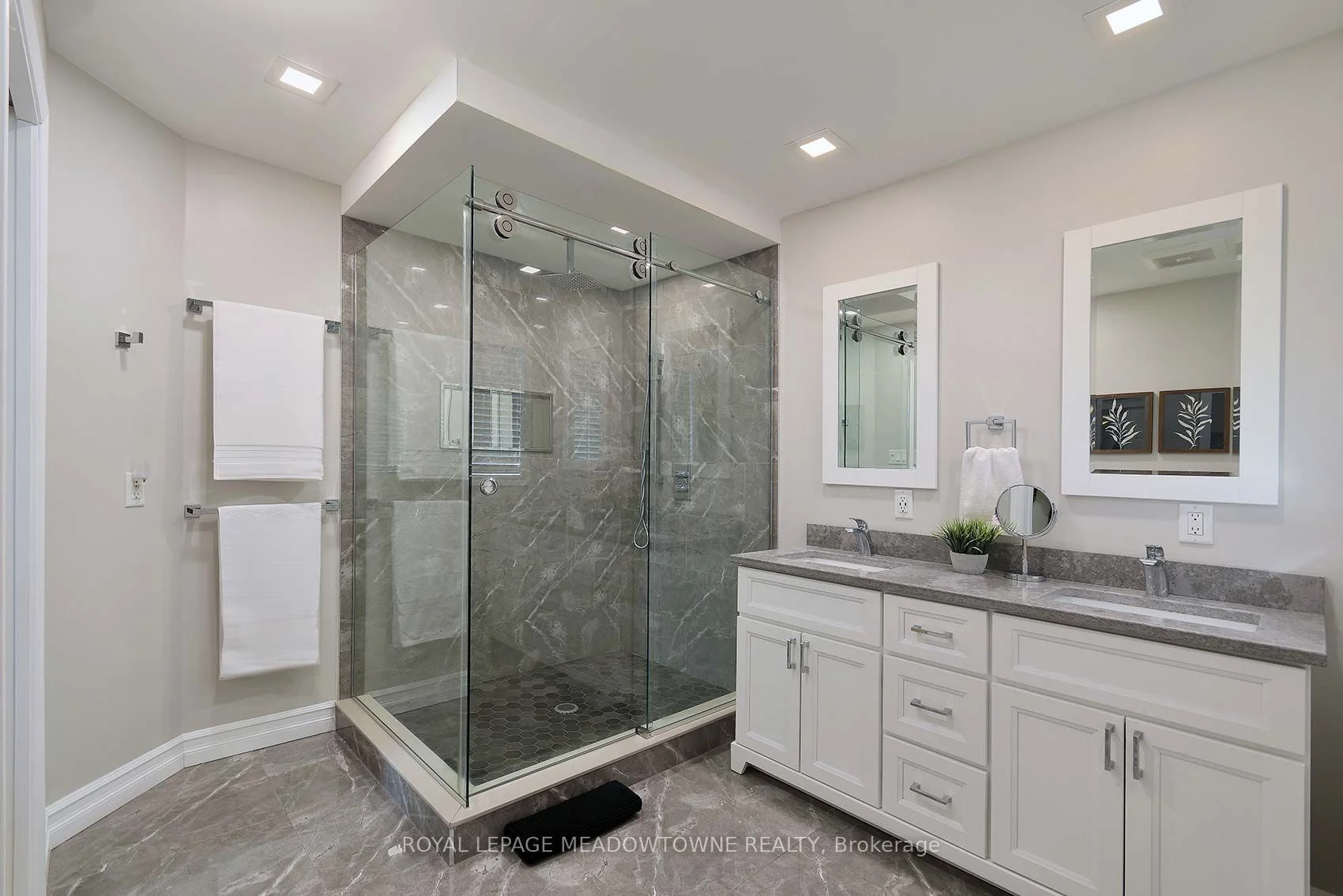 60 Robina Avenue, Halton Hills, ON L7G 5X9