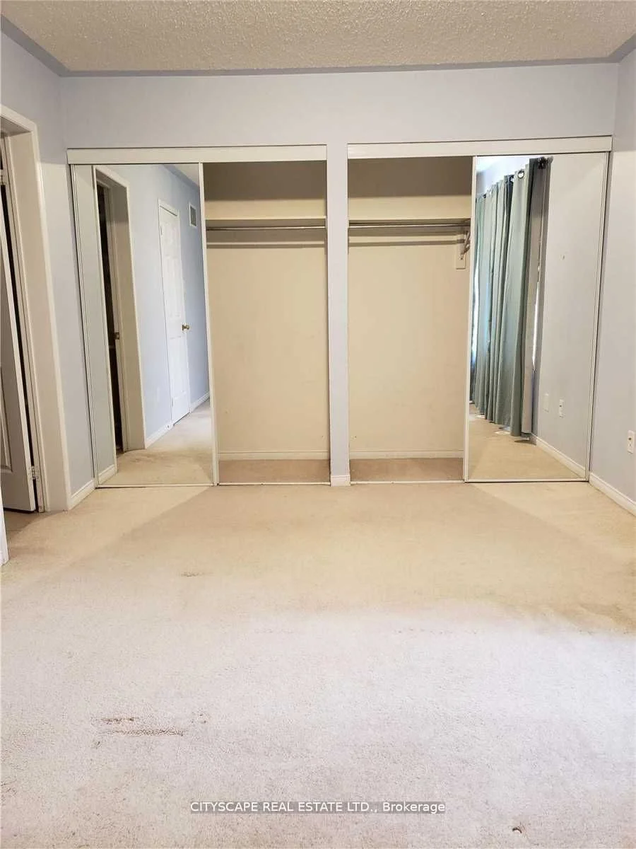 4950 Winston Churchill Boulevard 111, Mississauga, ON L5M 8E3