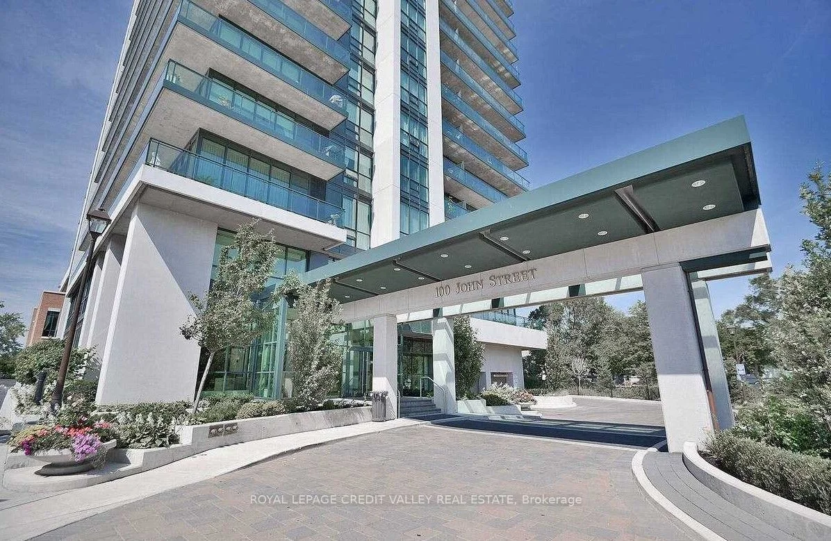Condo Apartment in Brampton