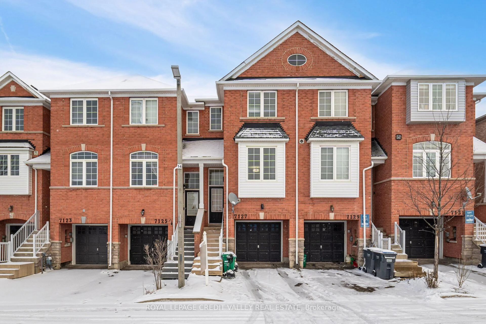 Att/Row/Townhouse in Mississauga