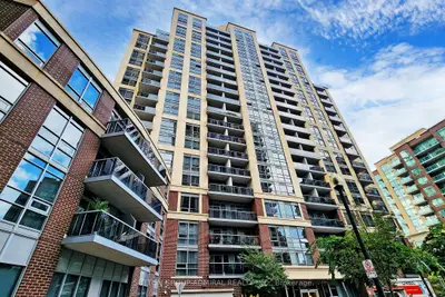 1 Michael Power Place 1713, Toronto W08, On M9a 0a1