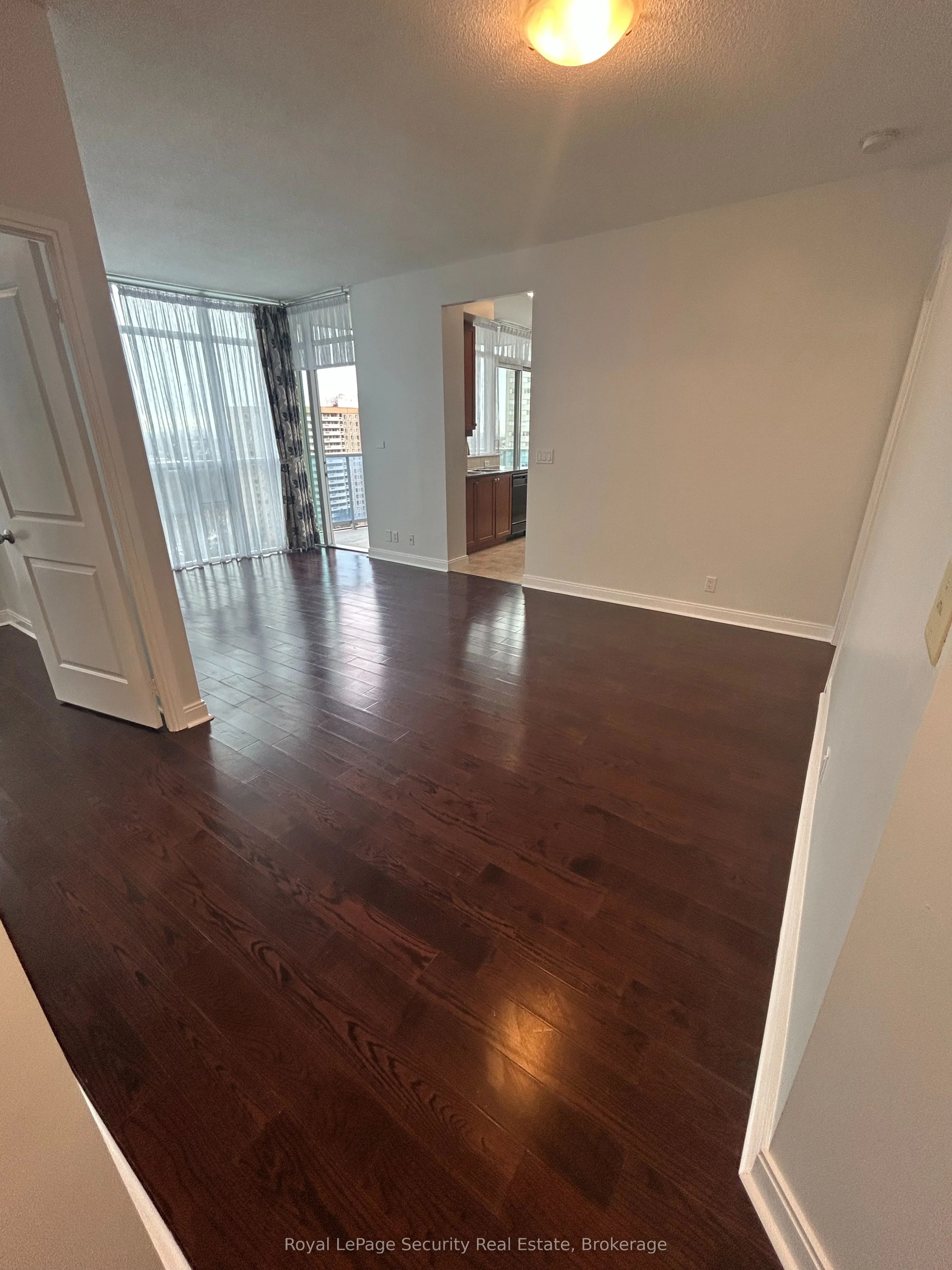 70 Absolute Avenue 1403, Mississauga, ON L4Z 0A4