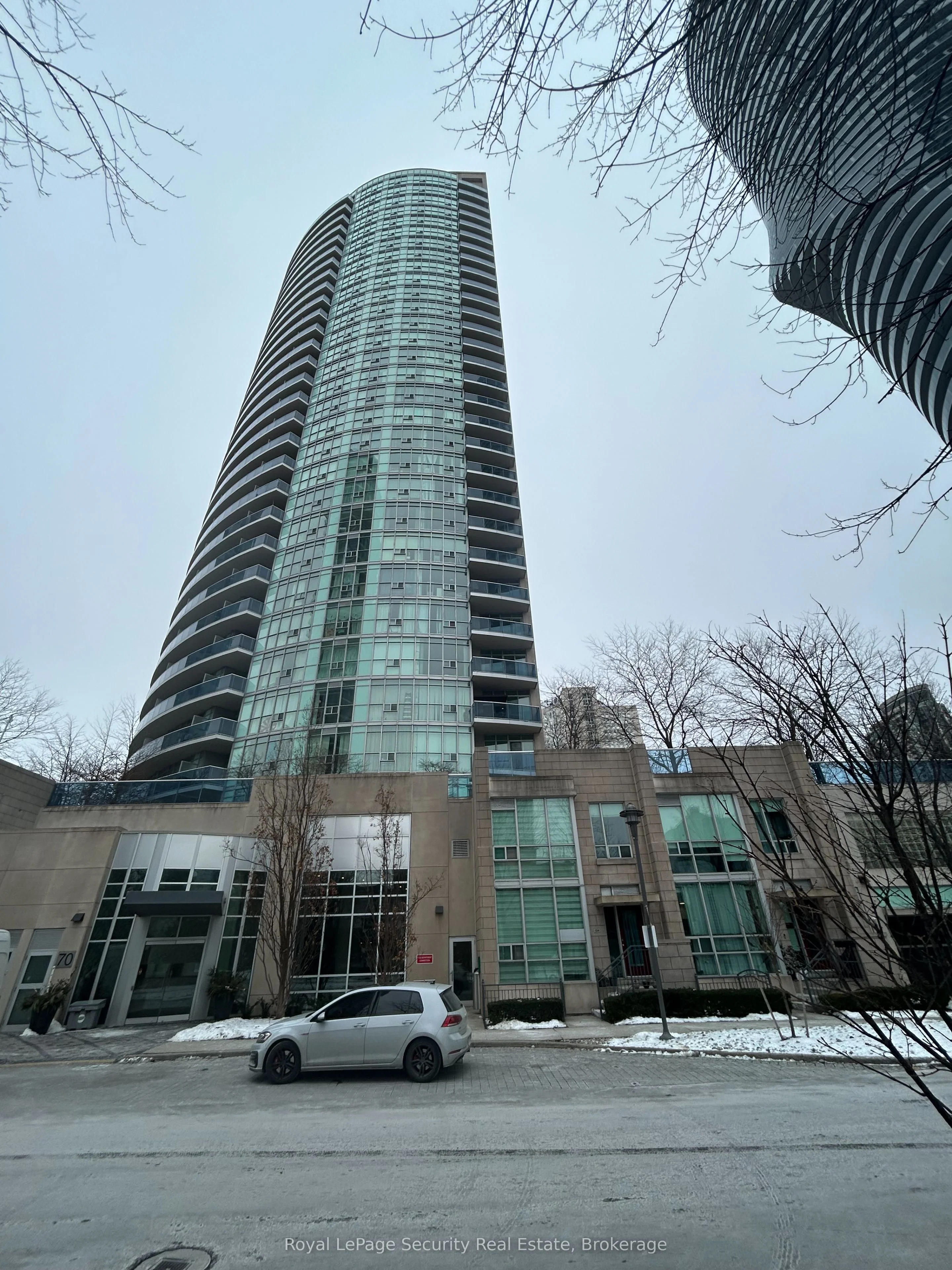 Condo Apartment in Mississauga