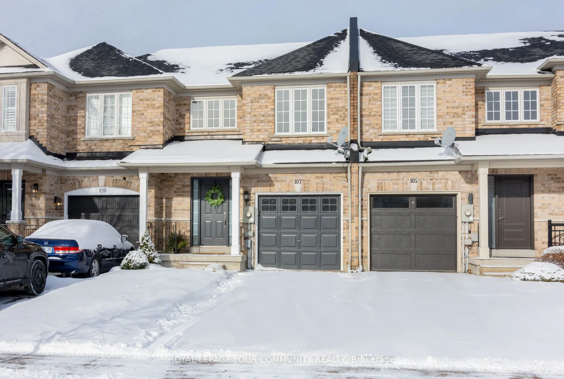 Att/Row/Townhouse in Caledon