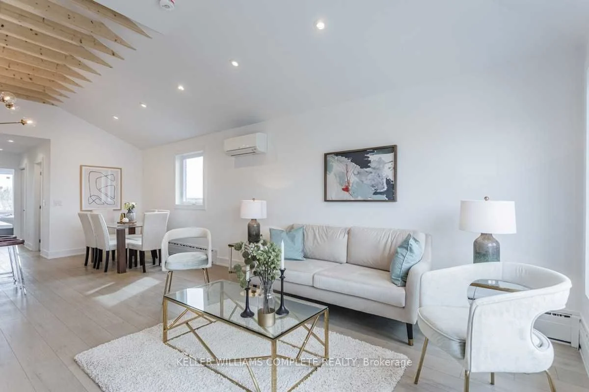 185 Bowie Avenue 3, Toronto W04, On M6e 2r5