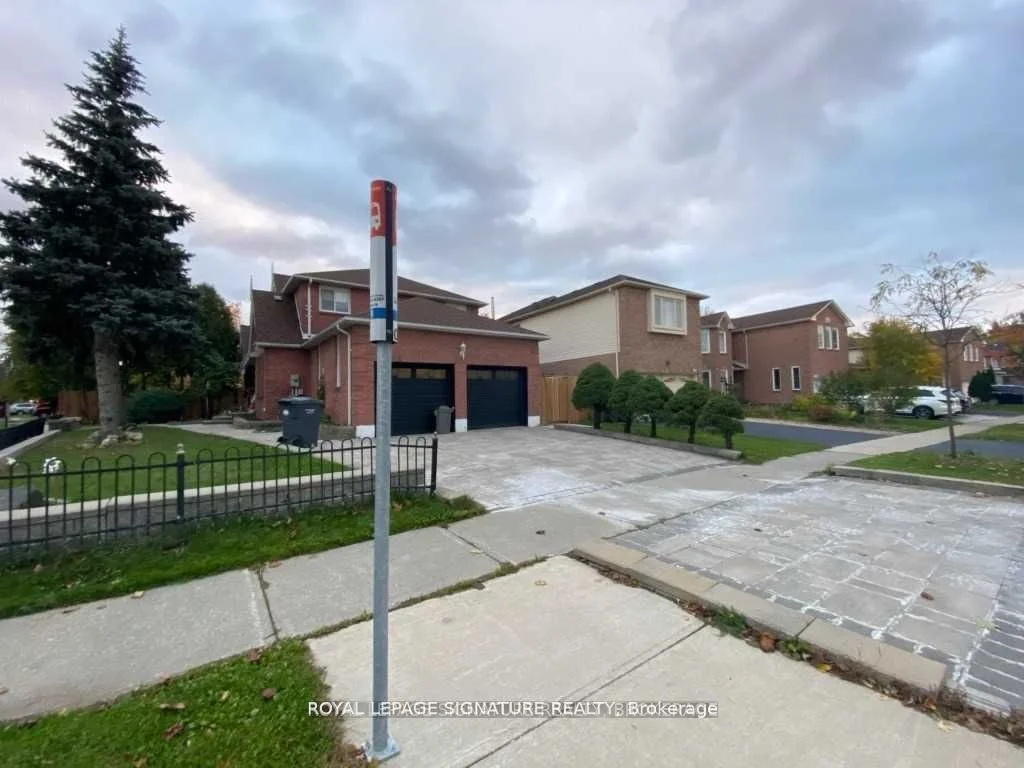 Detached in Mississauga