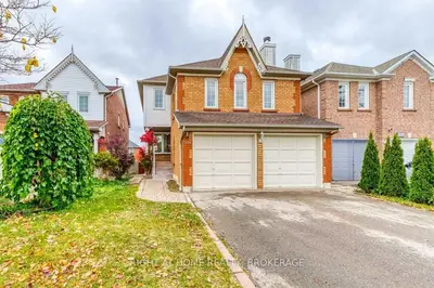 5619 Haddon Hall Road, Mississauga, On L5m 5g4