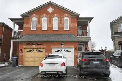Semi-Detached in Mississauga