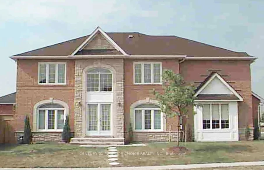 Semi-Detached in Brampton