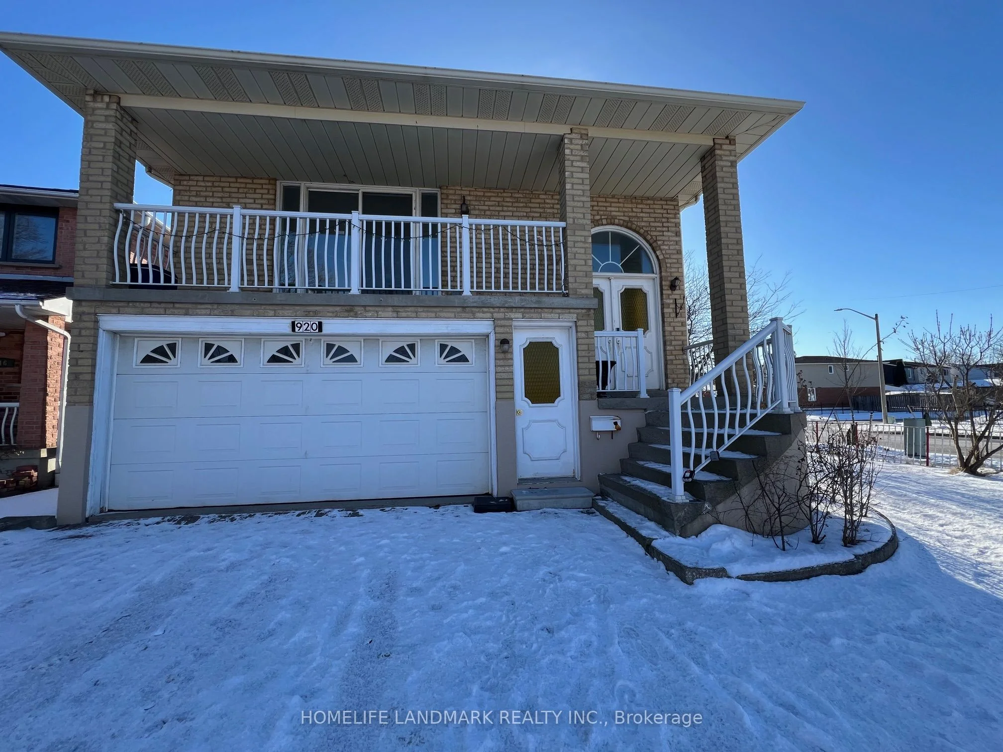 920 Apple Gate Court Ground, Mississauga, On L5c 4l5