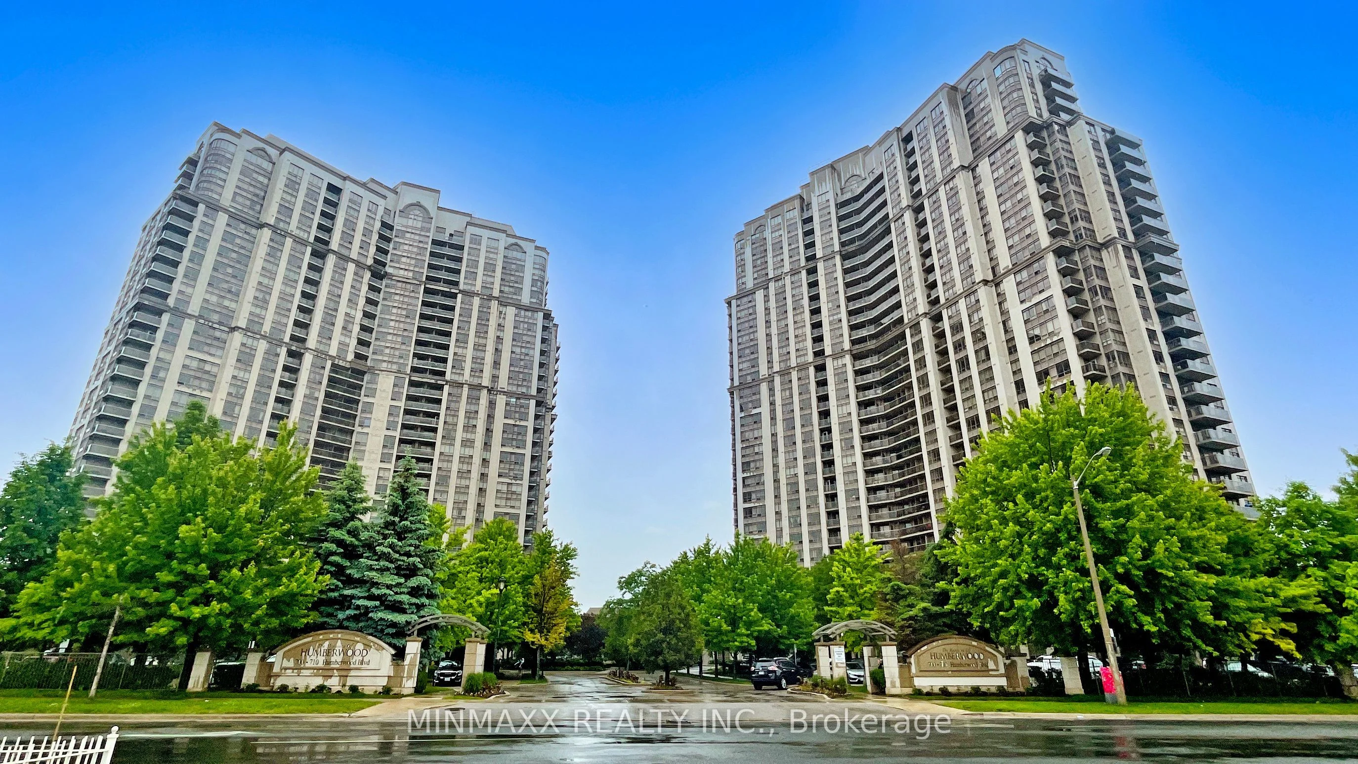Condo Apartment in Toronto