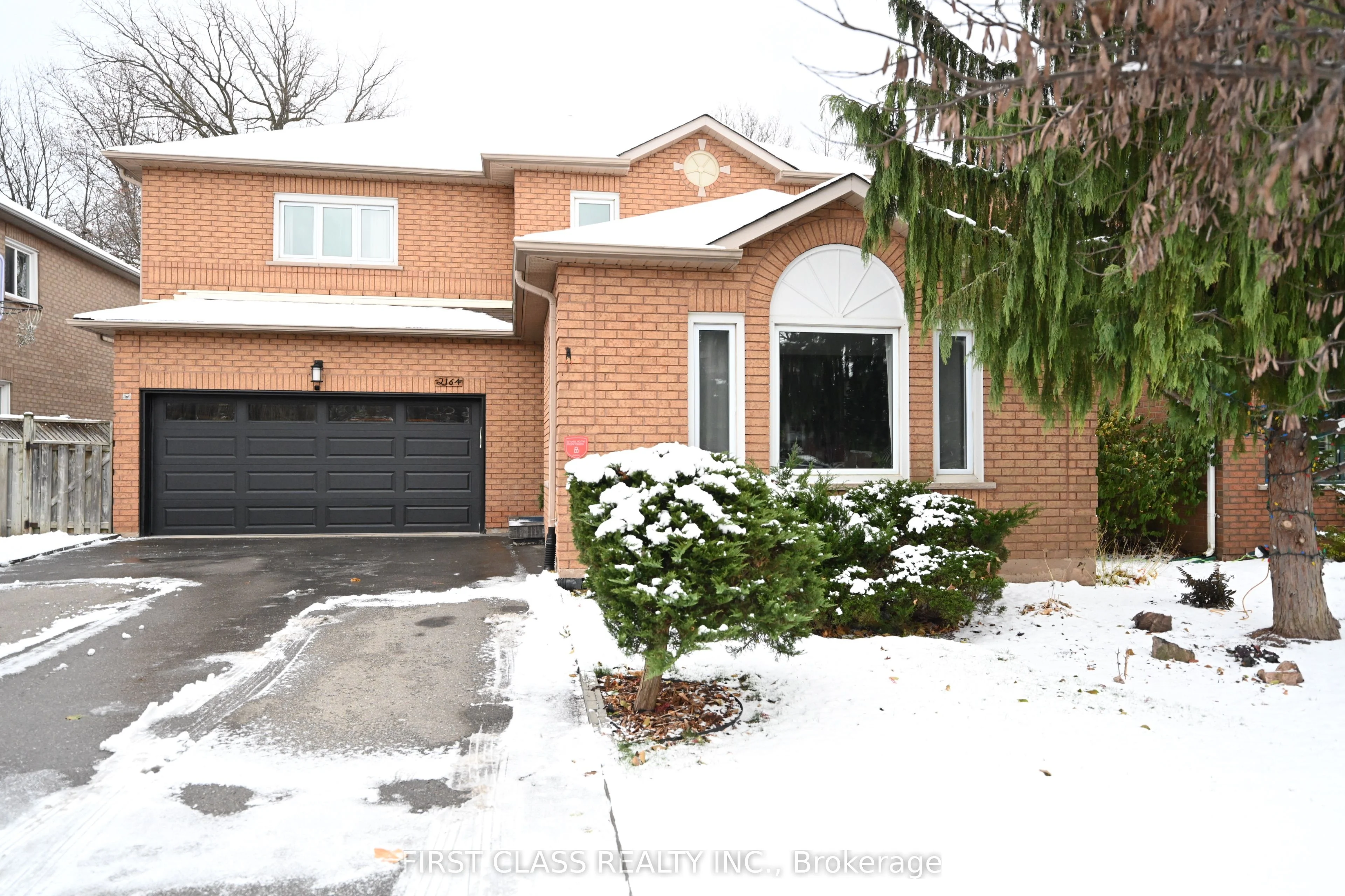 2164 Grand Ravine Drive E, Oakville, On L6h 6b3