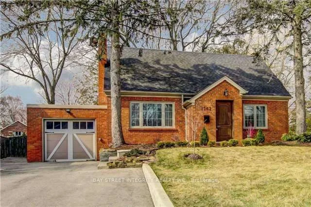 1262 Mineola Gardens, Mississauga, On L5g 3y3