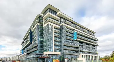 Condo Apartment in Oakville