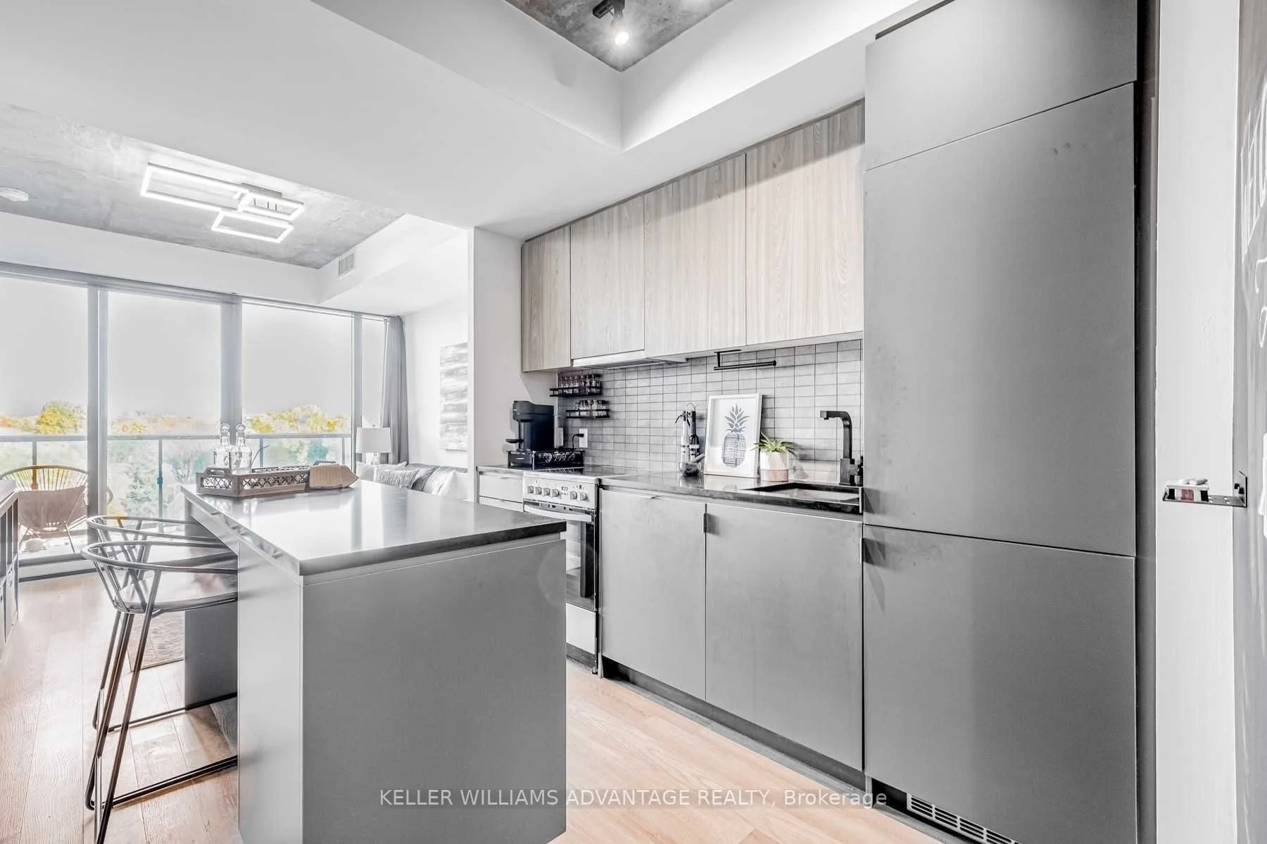Condo Apartment in Toronto