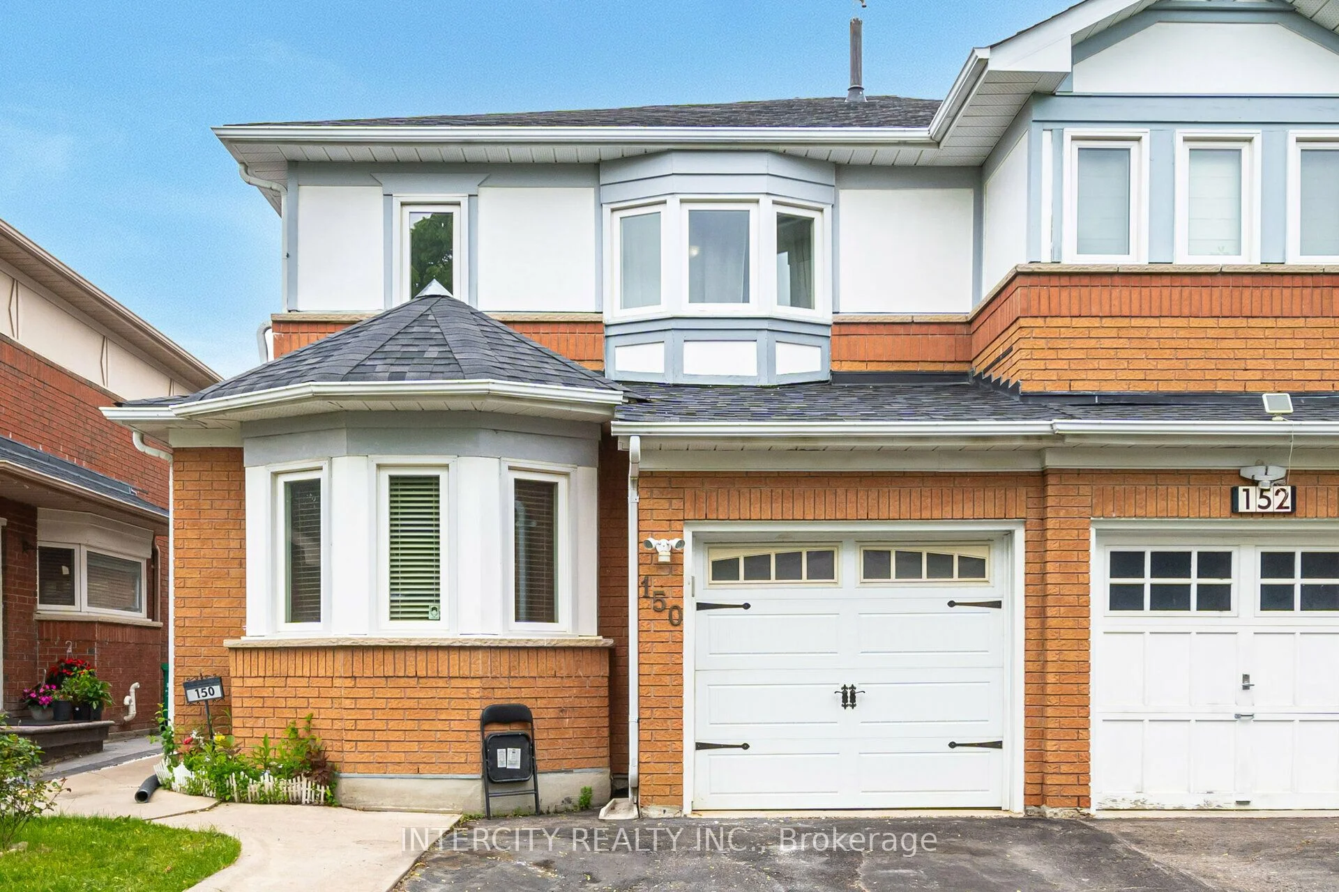 Semi-Detached in Brampton