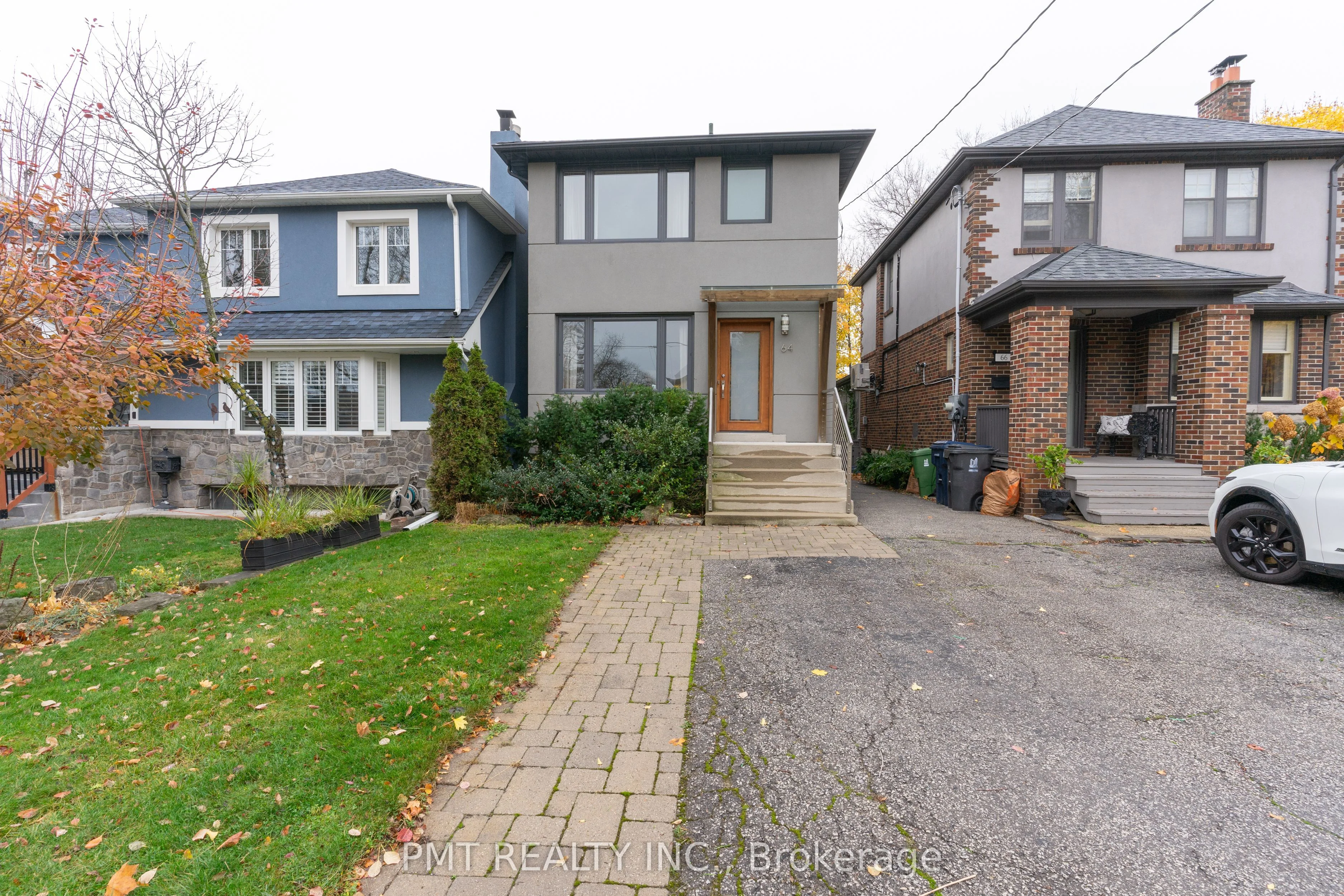 64 Thirty Sixth Street, Toronto W06, On M8w 3l2
