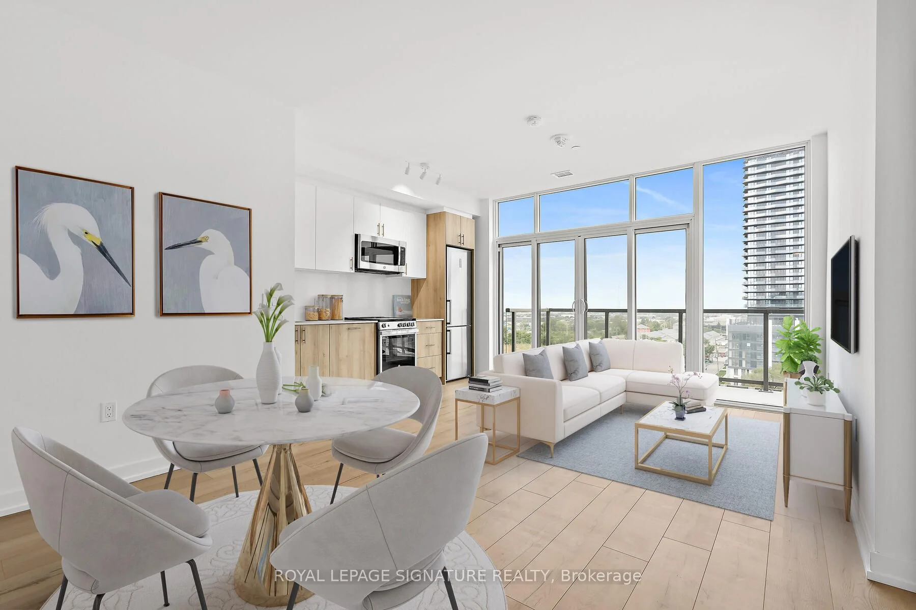 #809 1195 The Queensway, Toronto W08, On, M8z 0h1