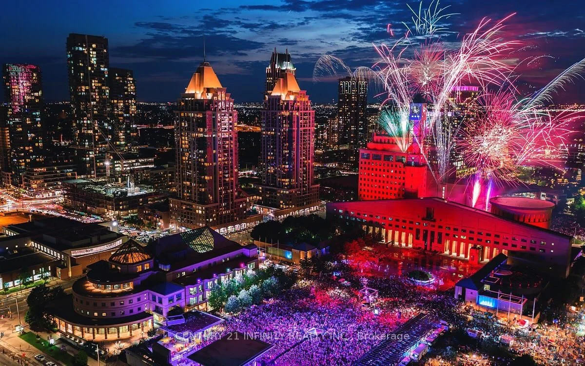 Condo Apartment in Mississauga