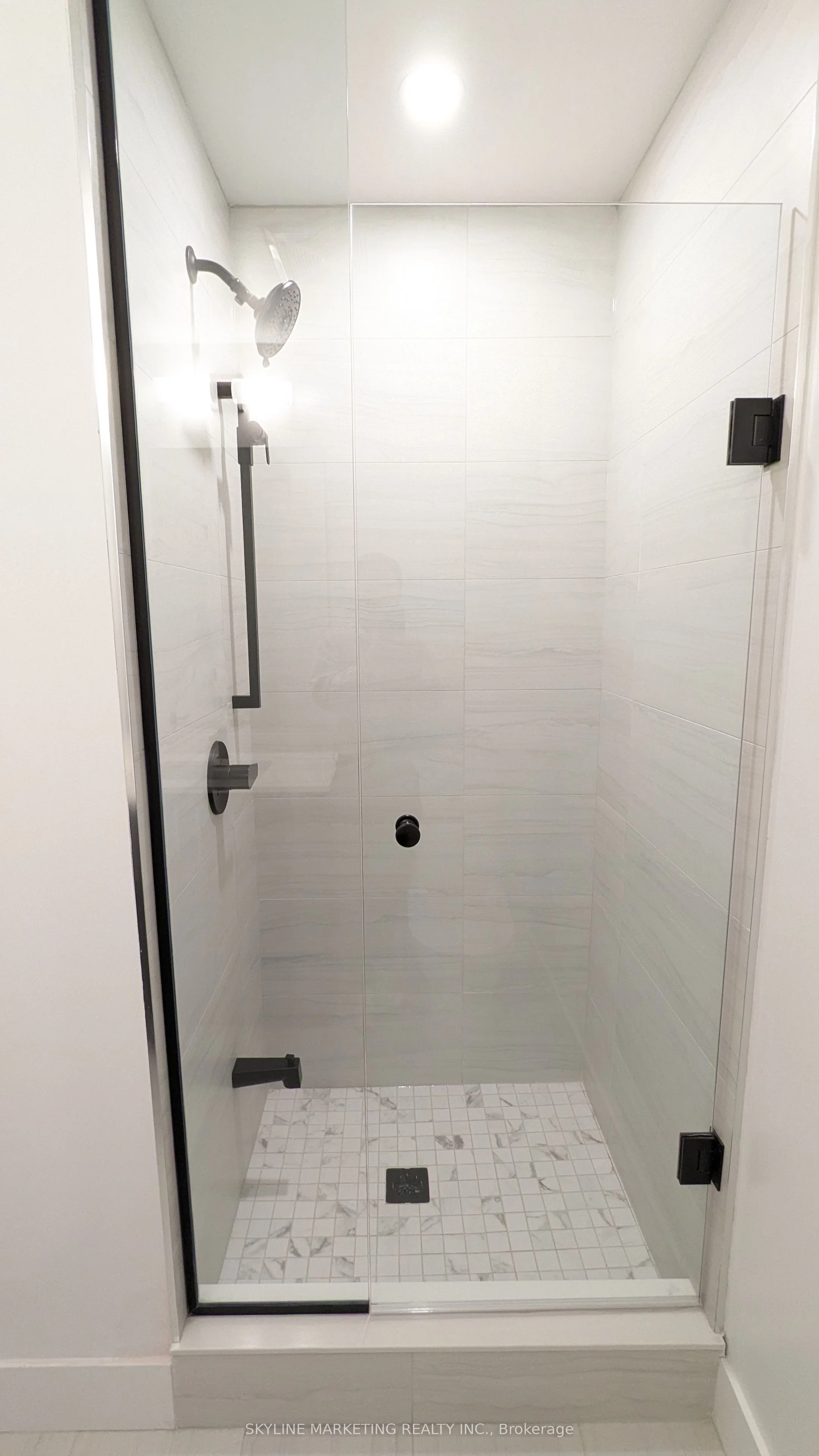 2450 Old Bronte Road 803, Oakville, ON L6M 5P6