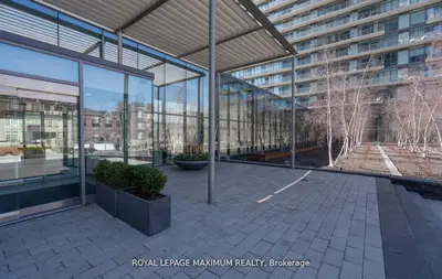 105 The Queensway Avenue 2913, Toronto W01, On M6s 5b5
