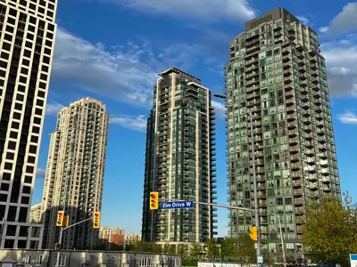 Condo Apartment in Mississauga