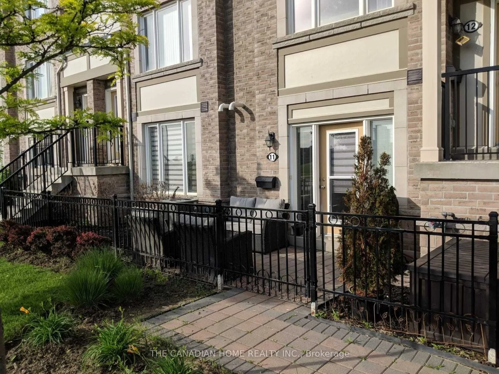 5100 Plantation Place 11, Mississauga, On L5m 0s4