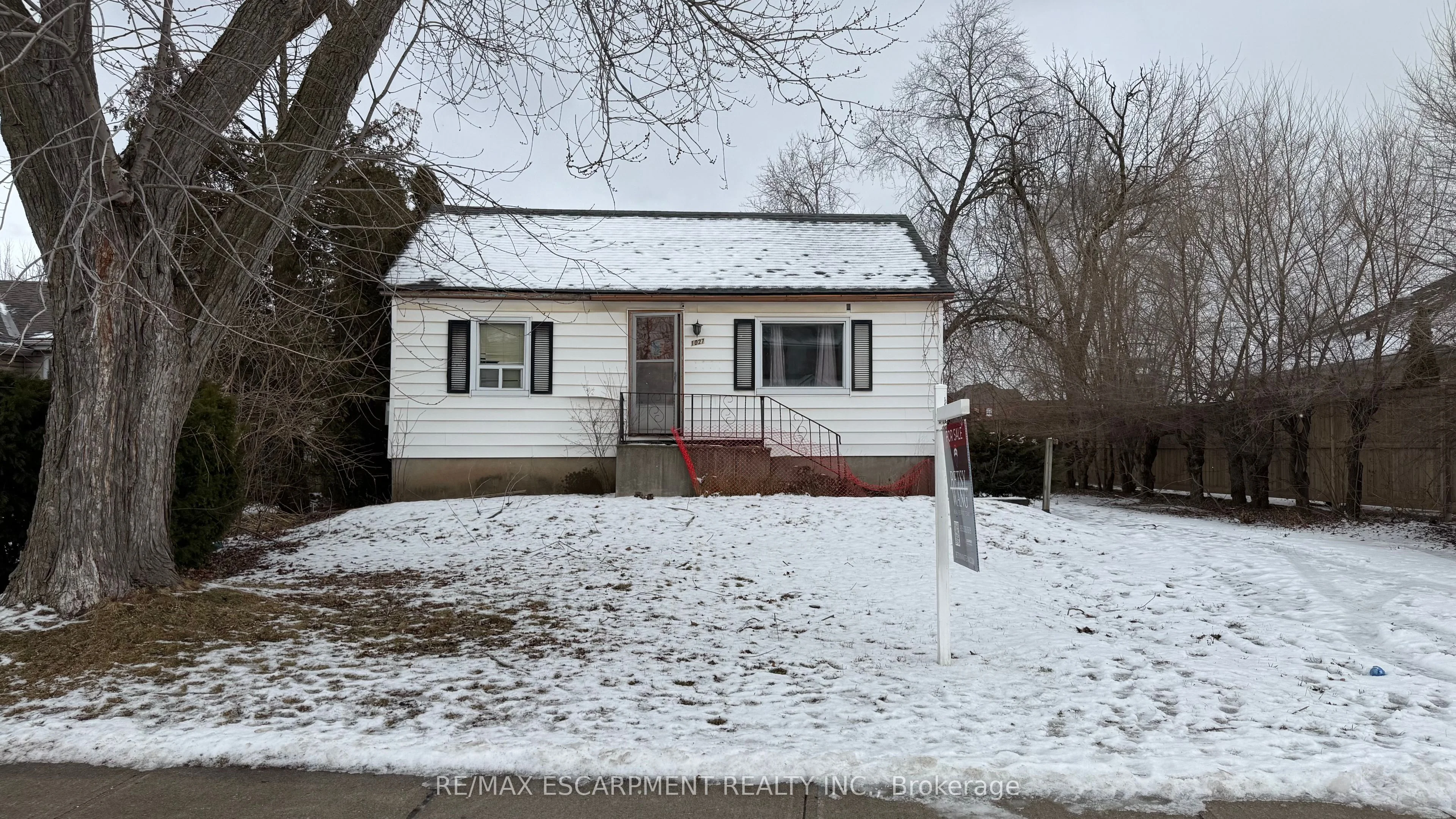Detached in Burlington