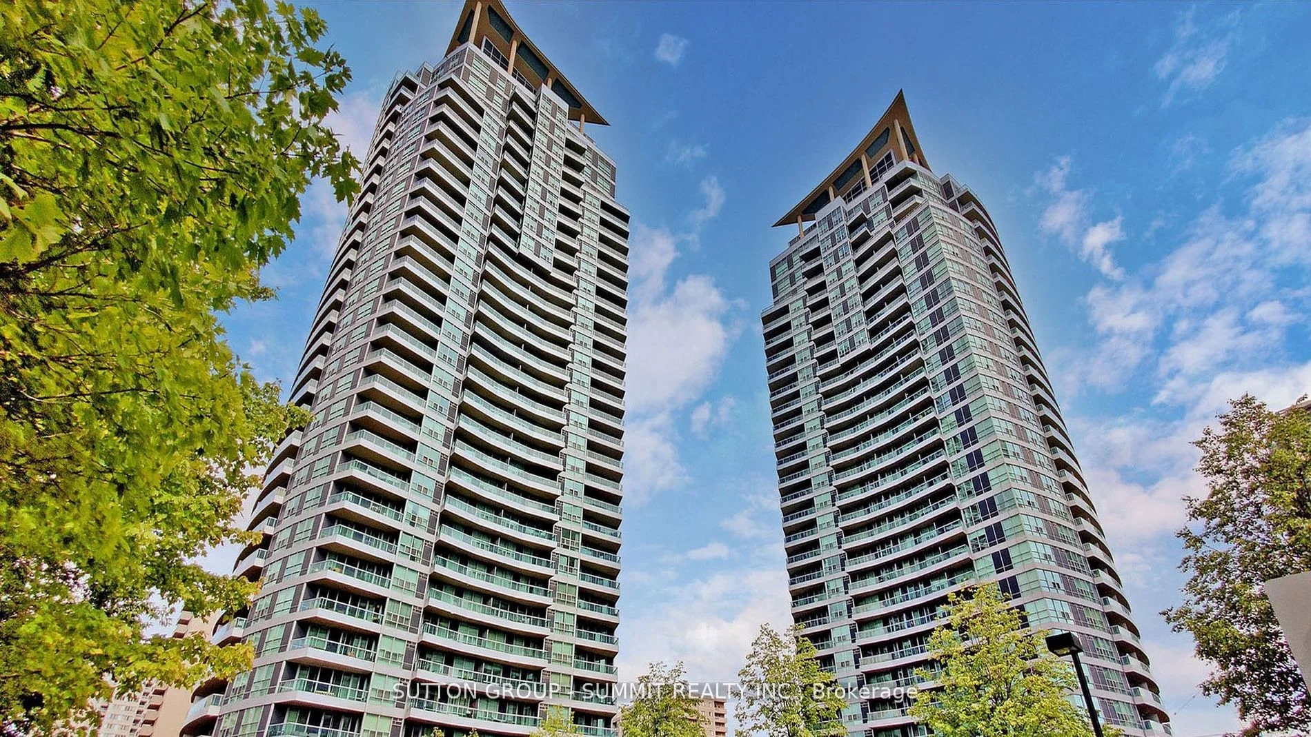 1 Elm Drive W 1011, Mississauga, On L5b 4m1