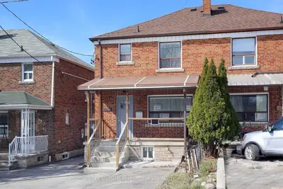 2286 Dufferin Street Lower, Toronto W03, On M6e 3s3