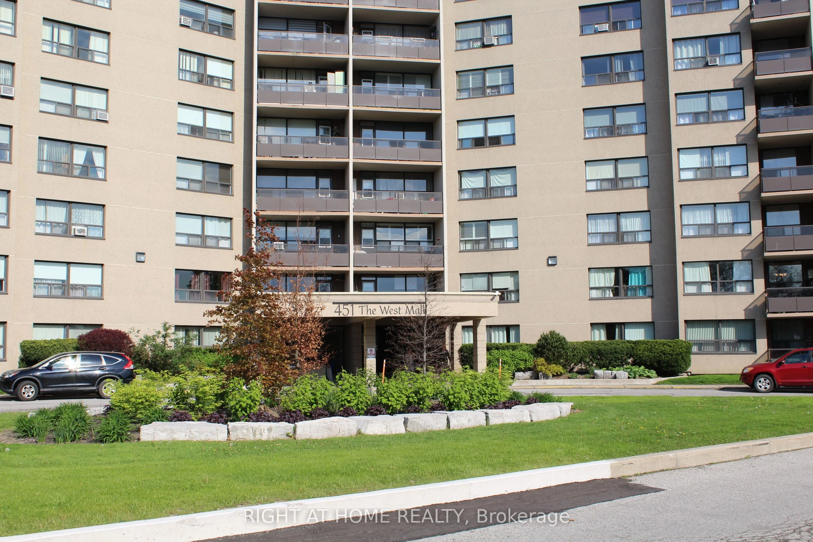 Condo Apartment in Toronto