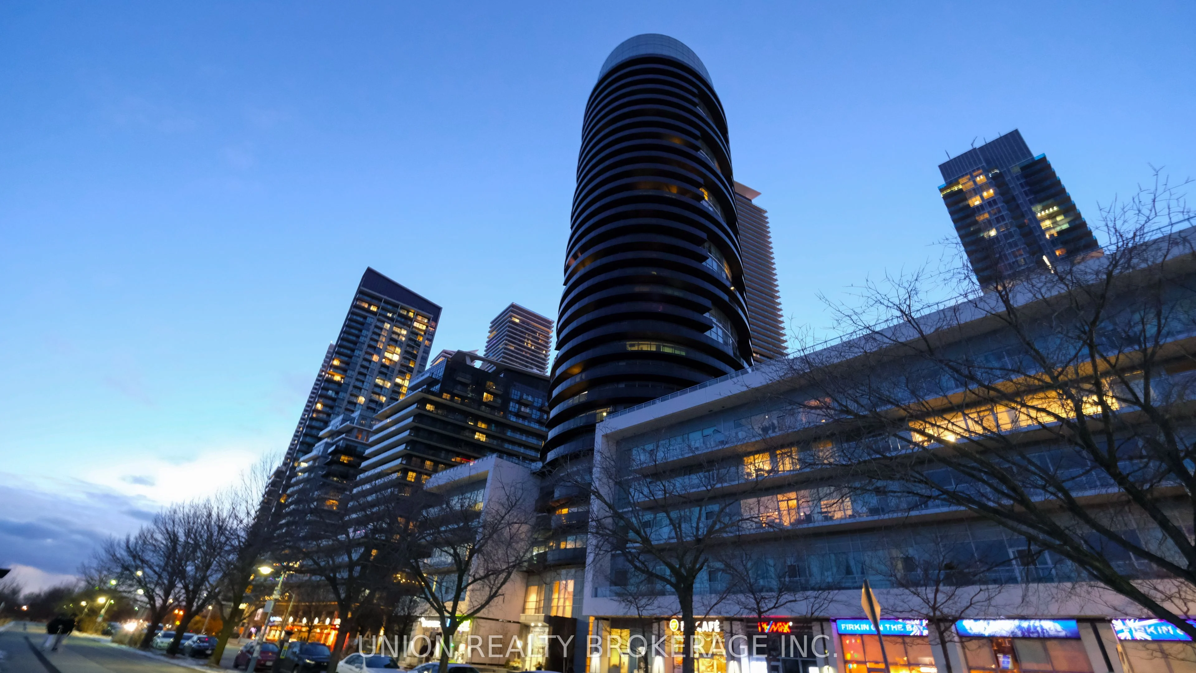 80 Marine Parade Drive 336, Toronto W06, On M8v 0h3