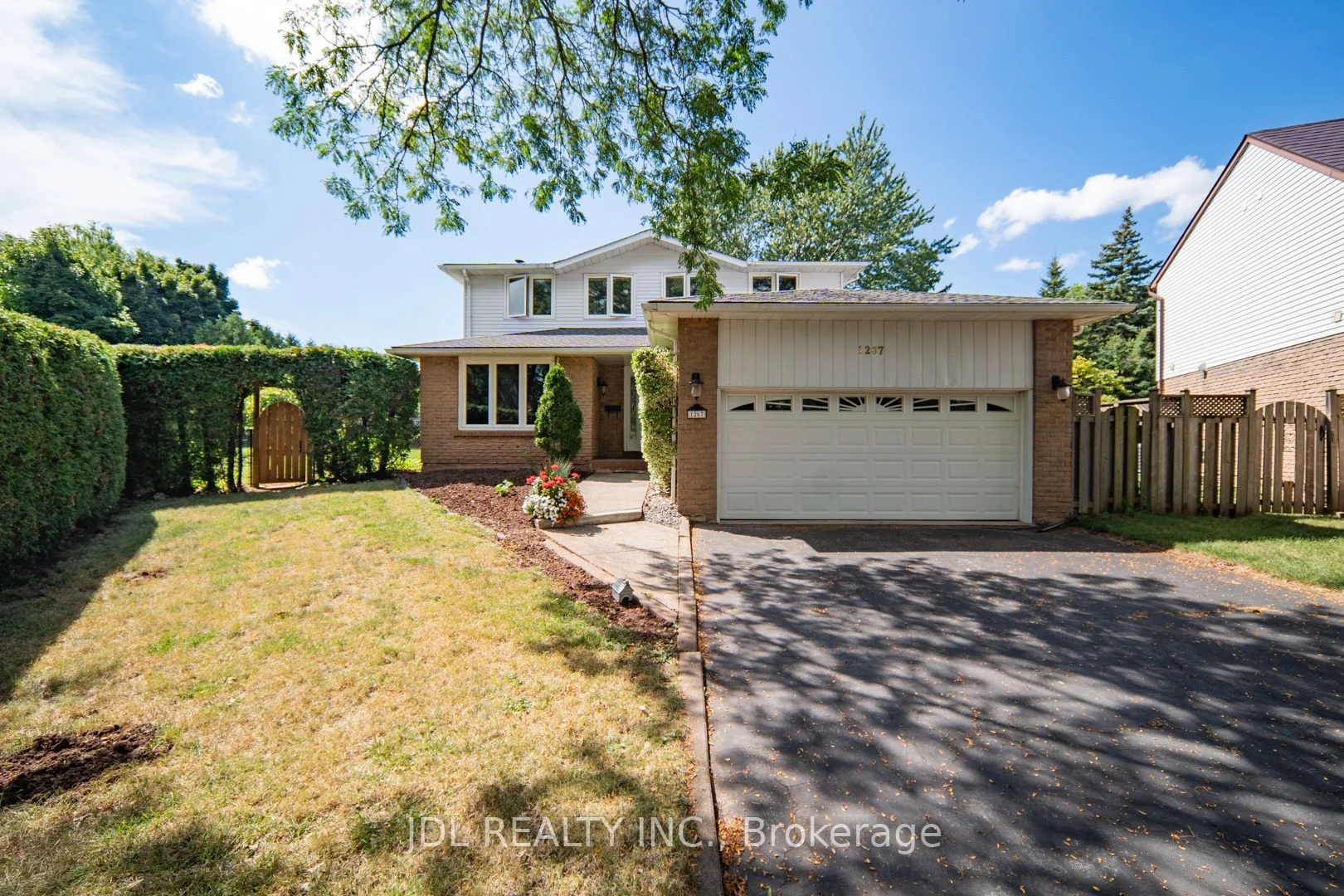 Detached in Oakville