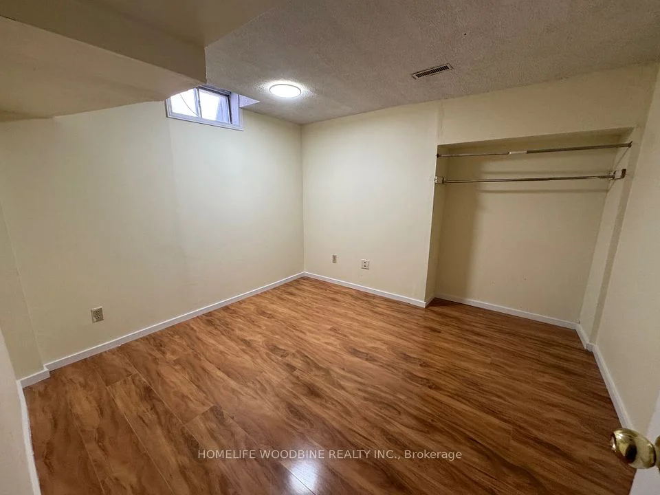 2 Kingsplate Crescent BSMT, Toronto W10, ON M9W 6X6