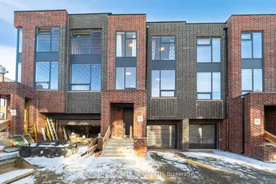 Att/Row/Townhouse in Caledon