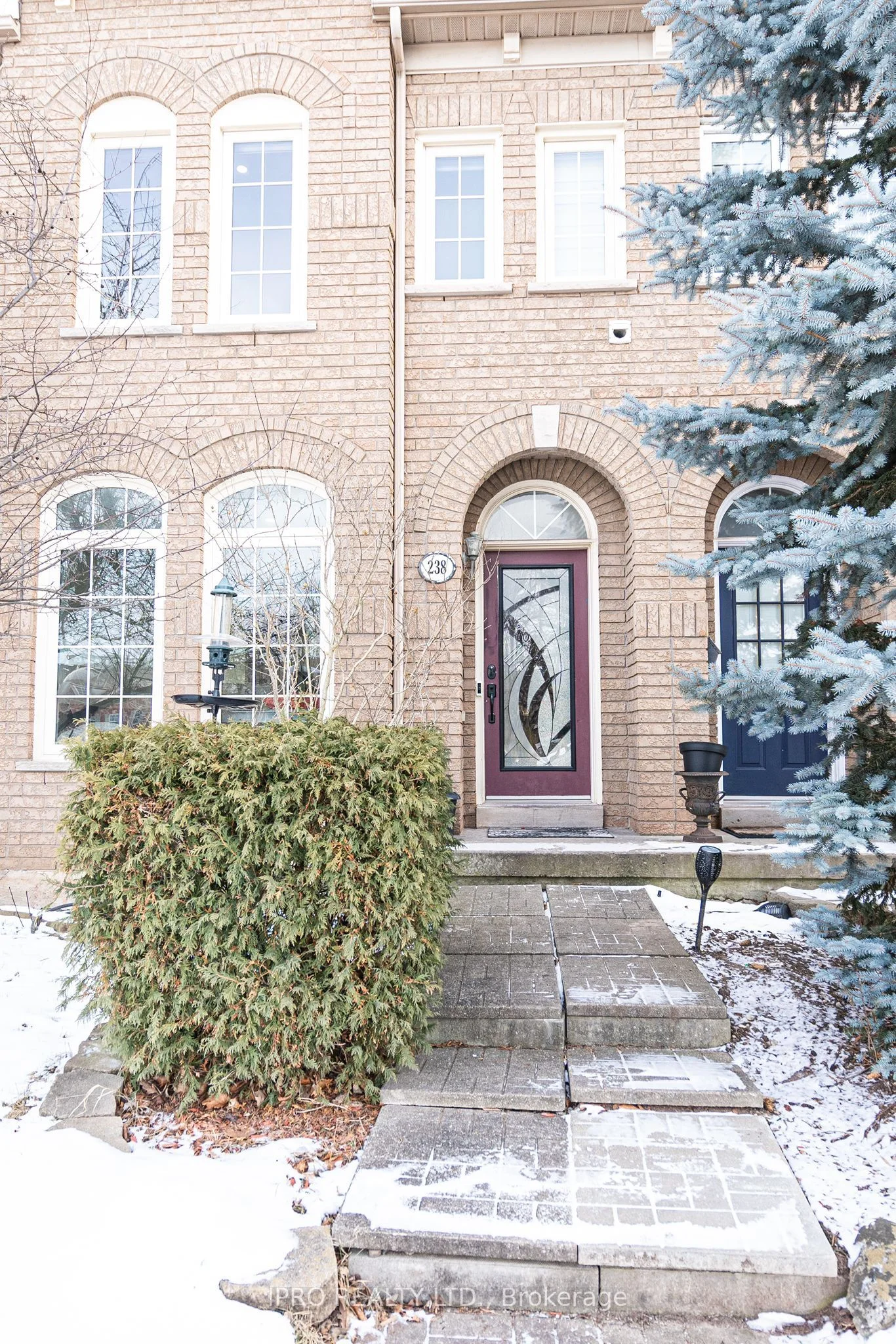 Semi-Detached in Oakville