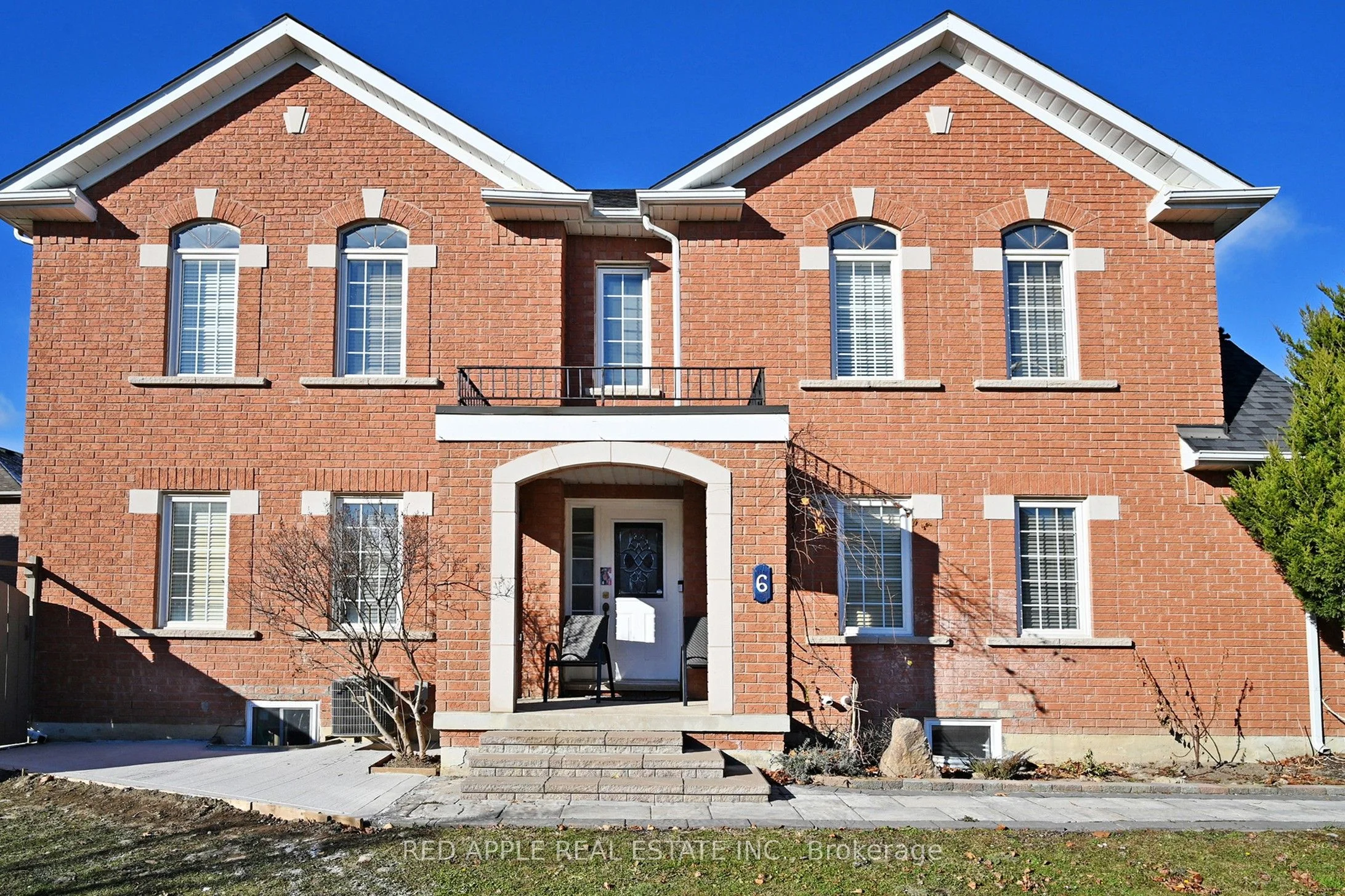 Detached in Brampton