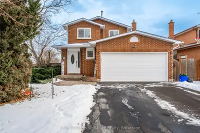 Detached in Oakville