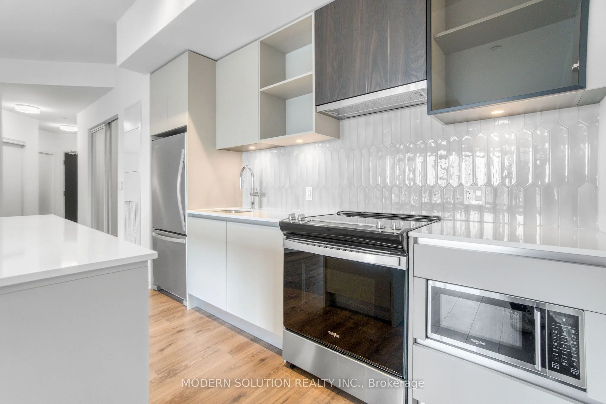 395 Dundas Street W 501, Oakville, On L6m 4m2