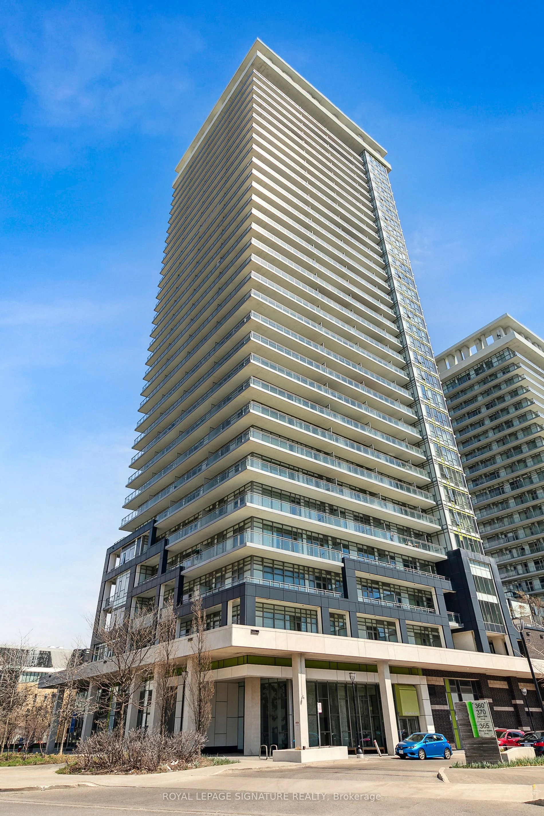 Condo Apartment in Mississauga
