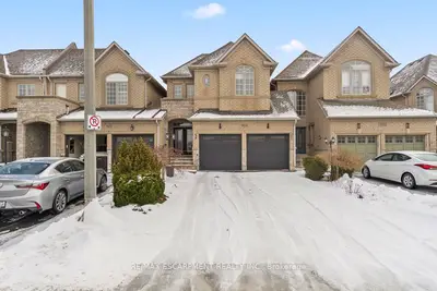 1104 Agram Drive, Oakville, On L6h 7r9