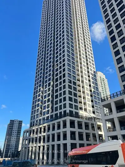 Condo Apartment in Mississauga