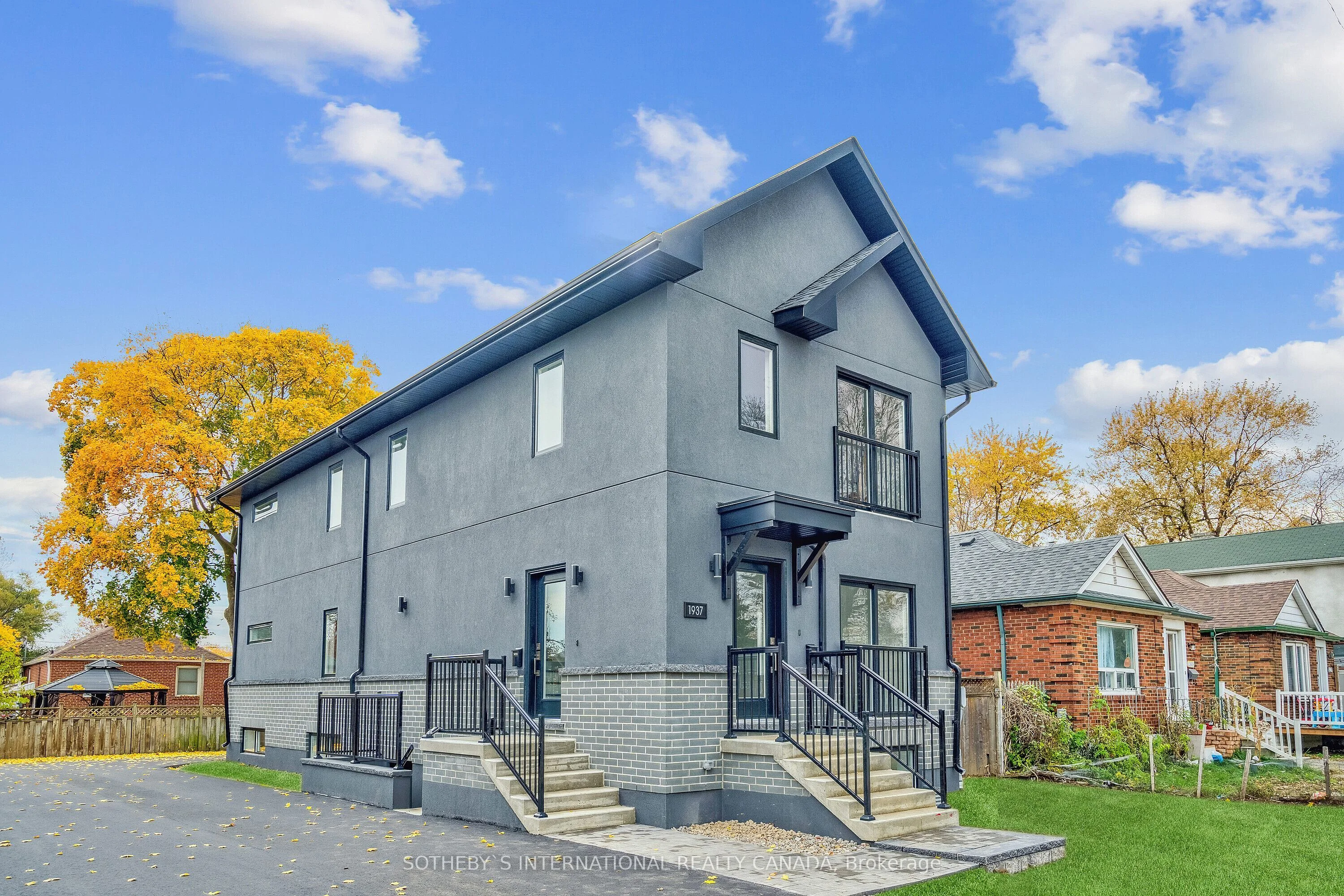 1937 Lawrence Avenue W 3, Toronto W04, On M9n 1g8