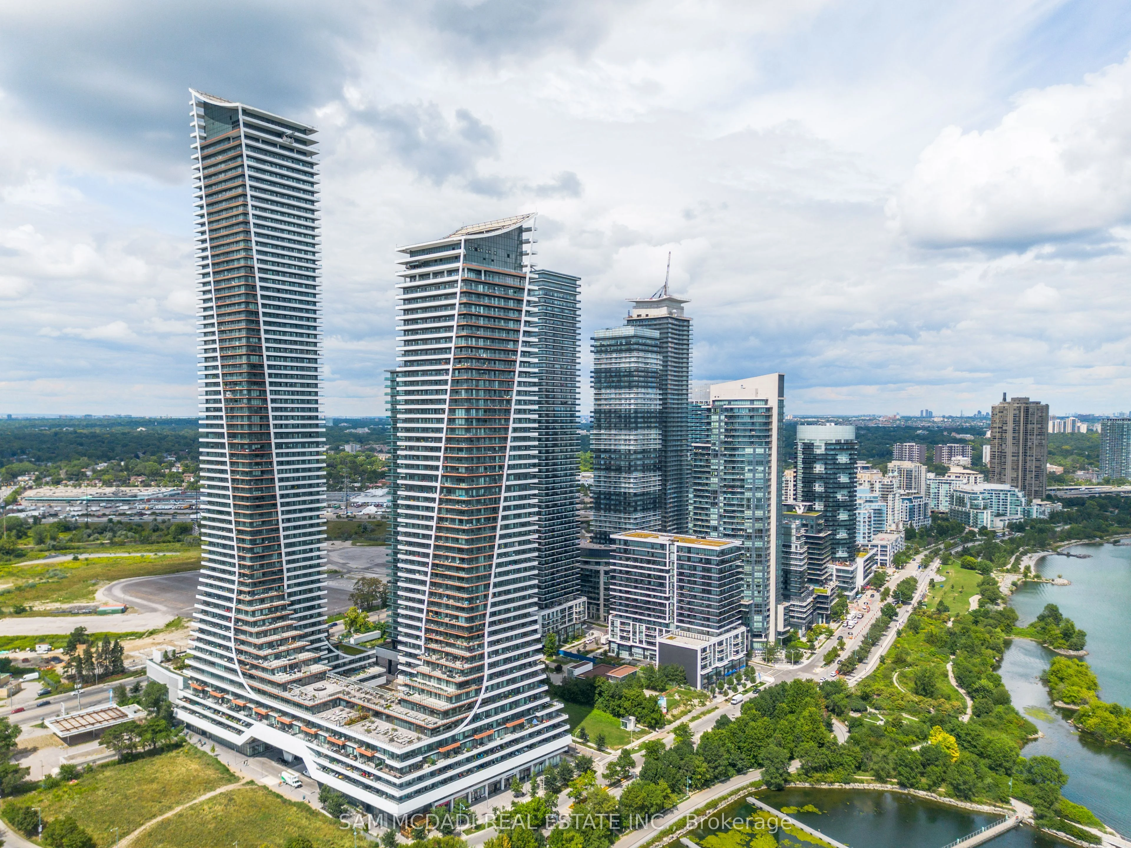 20 Shore Breeze Drive 3702, Toronto W06, On M8v 0c7