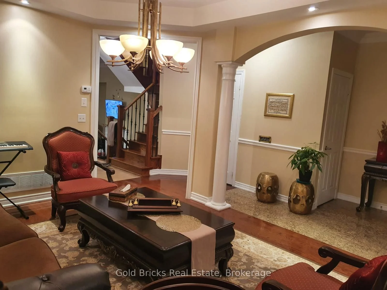 3885 Eglinton Avenue W, Mississauga, On L5m 7z7
