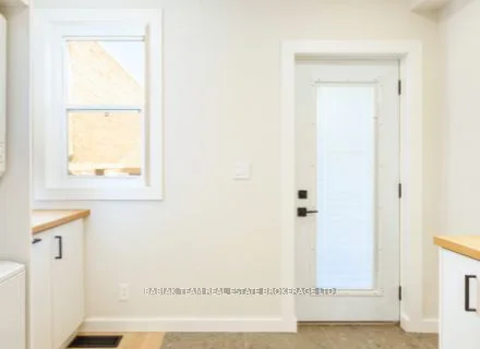 499 Keele Street Main, Toronto W02, ON M6N 3E1
