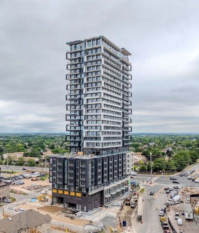 Condo Apartment in Brampton
