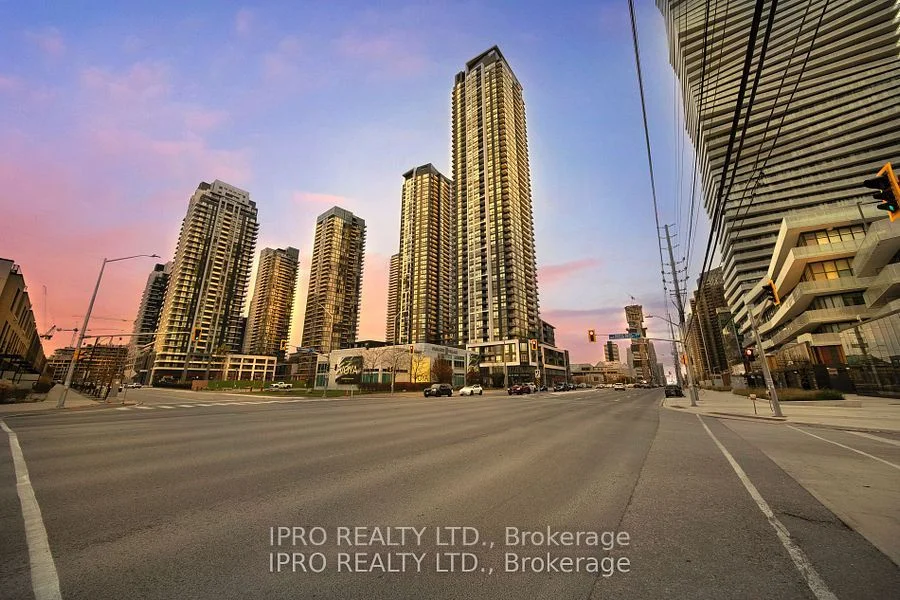 Condo Apartment in Mississauga