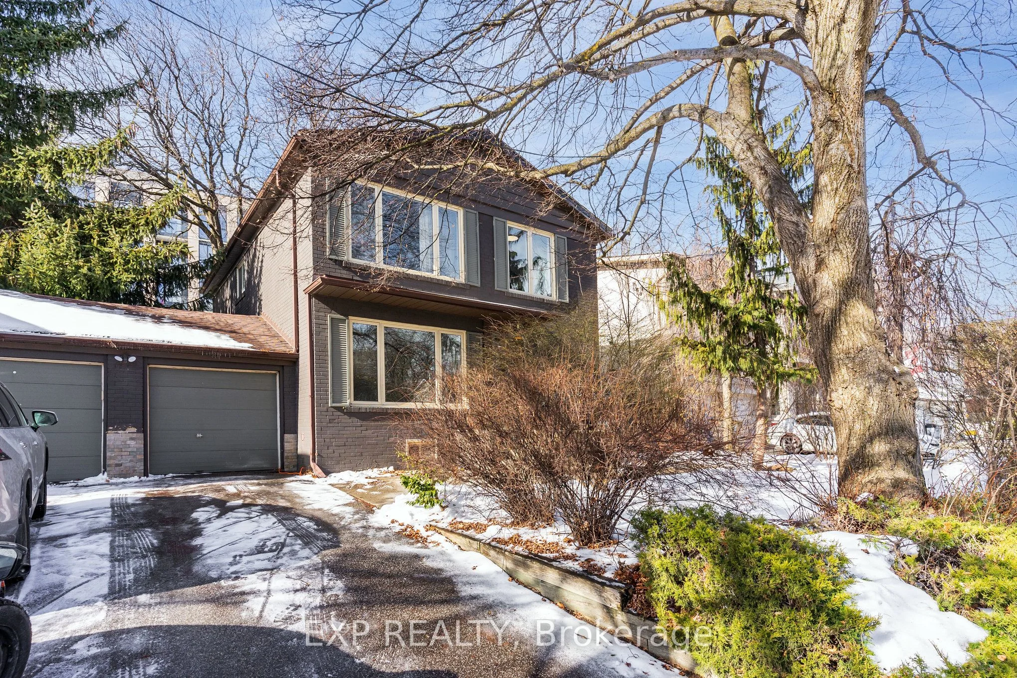 1184 Royal York Road Main, Toronto W08, On M9a 4b3